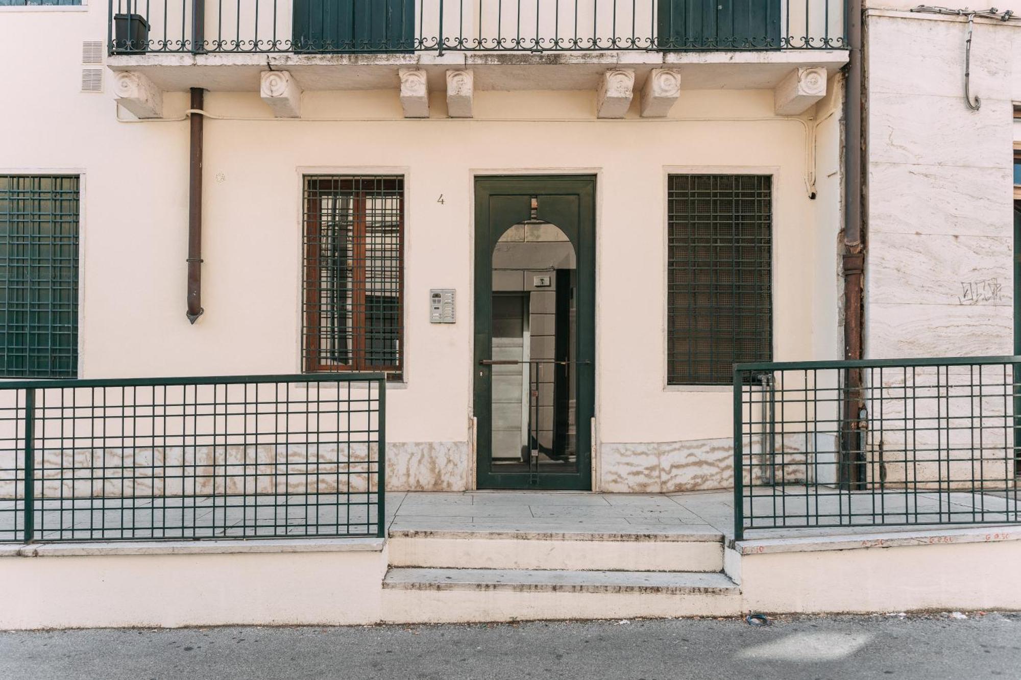 Palladio Apartment - Vista Fiume, In Centro Con Garage Vicenza Exterior foto
